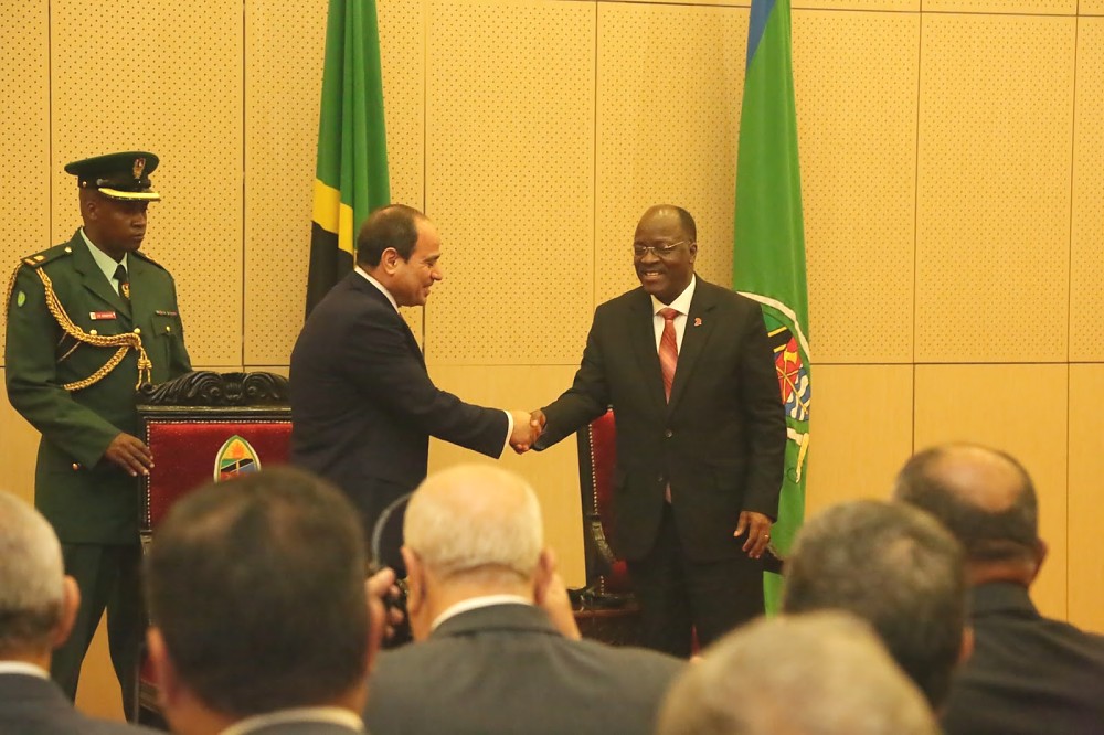 President Dr. John Pombe Magufuli thanks Egyptian President Abdel Fattah El-Sis after his address