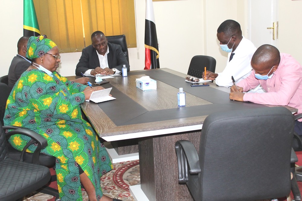 Wajumbe wa kikao kazi wakifuatila majadiliano hayo